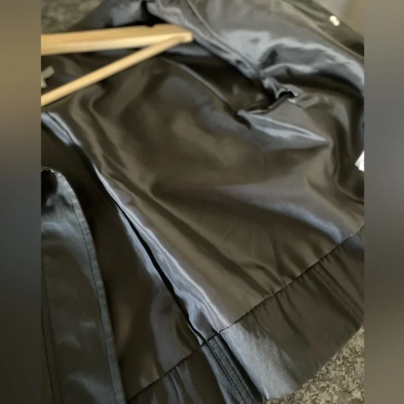 Stylish Black Women's Crop Jacket - Picture 10 of 16